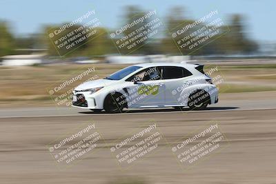 media/Oct-04-2025-OnGrid (Sat) [[44bd565ffa]]/Green Group/Grapevine/